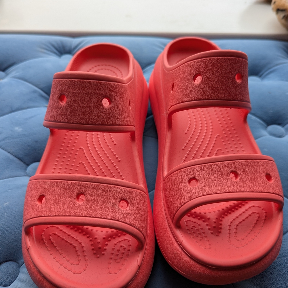 Womens Crocs Pink/Coral Sandals